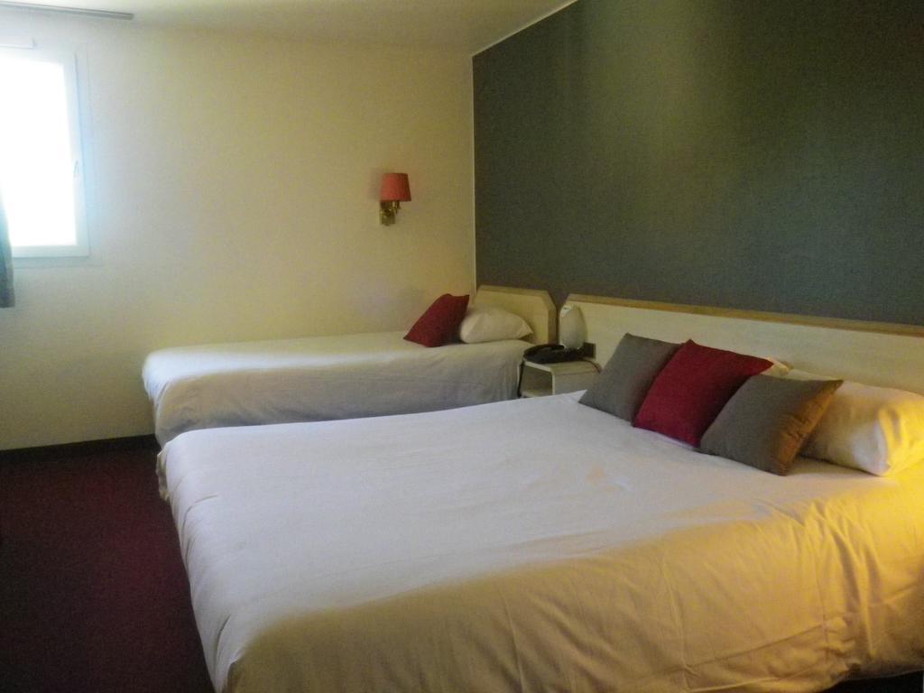Hotel Amys Voreppe Quarto foto